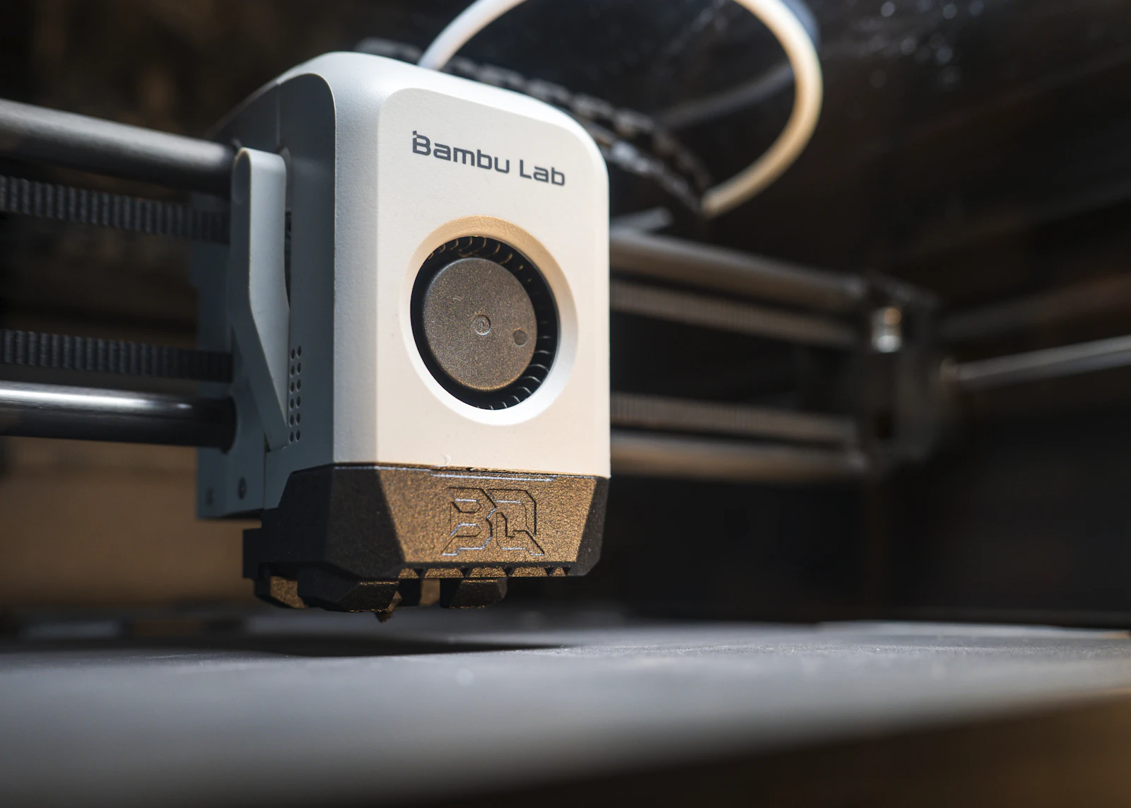 Bambu Lab 3D yazıcının baskı kafası, yakın plan